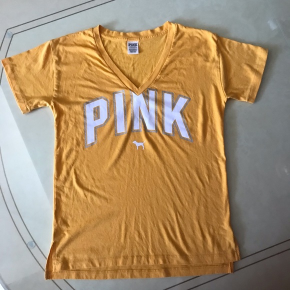 Pink Victoria’s Secret Women’s T-shirt - Picture 7 of 16